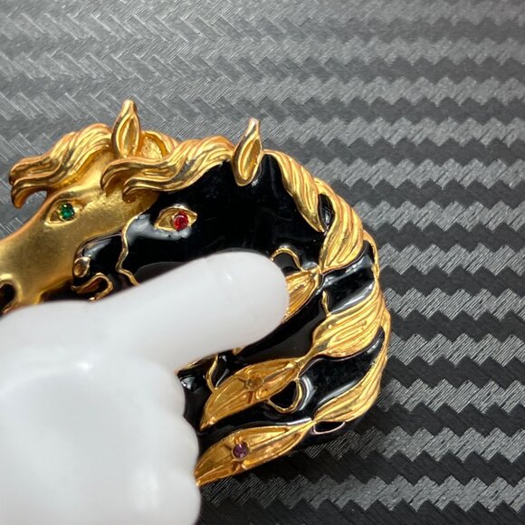 Vintage Gold Tone & Black Enamel Horse Head Brooch Pin Rhinestone Eyes Mane - Picture 9 of 10
